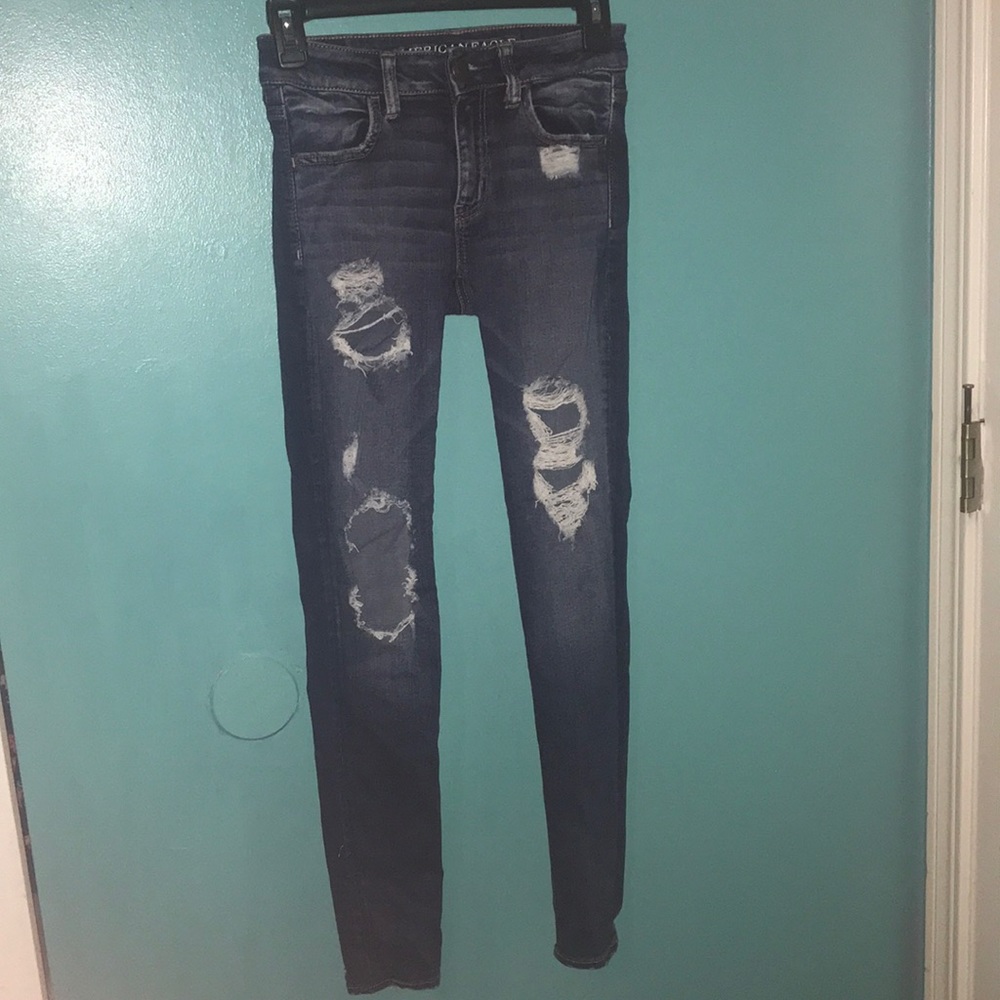American Eagle distressed jeggings